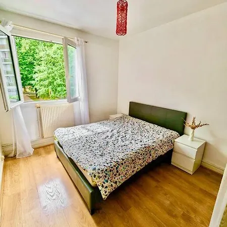Sublime T3 - Calme, Equipe, Wifi & Parking Gratuit Grenoble