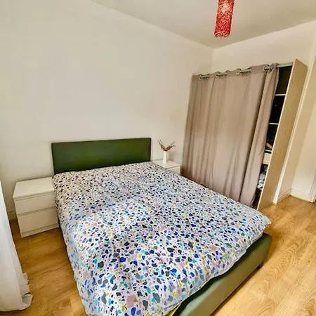 Sublime T3 - Calme, Equipe, Wifi & Parking Gratuit * Grenoble